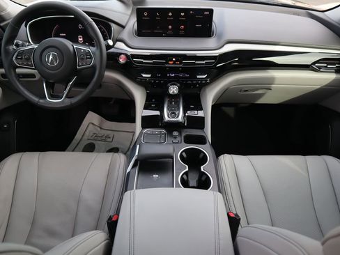 Used 2023 Acura MDX FWD w/ Technology Package image 13