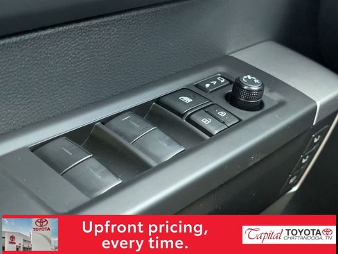 Used 2025 Toyota Tundra Platinum AWD/4WD image 13