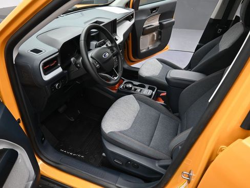 Used 2023 Ford Maverick XLT w/ XLT Luxury Package image 11