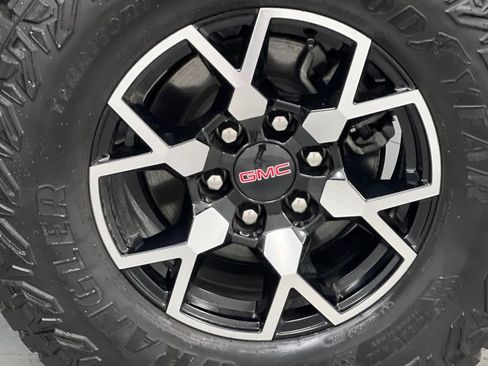 Used 2024 GMC Canyon AT4X image 61