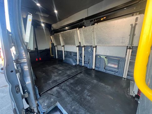 Used 2020 Ford Transit 250 148 High Roof Extended image 8