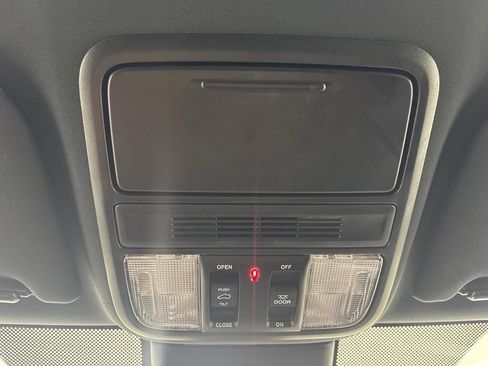Used 2025 Honda Odyssey Sport-L image 29