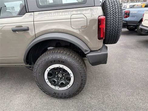 New 2025 Ford Bronco 4-Door w/ Sasquatch Package image 7