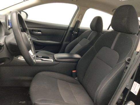 Used 2023 Nissan Sentra SV FWD image 17