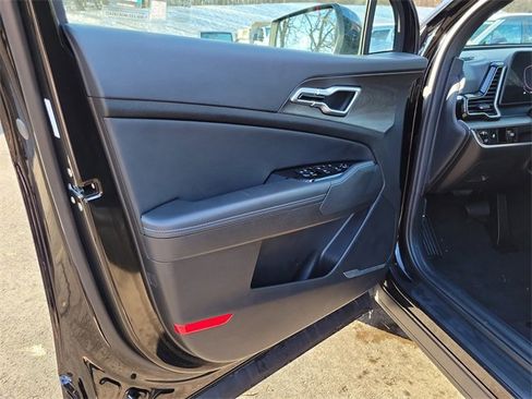 Used 2024 Kia Sportage X-Line w/ X-Line Premium Package image 6