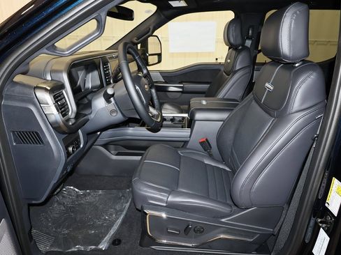 New 2025 Ford F350 Platinum w/ FX4 Off-Road Package image 12