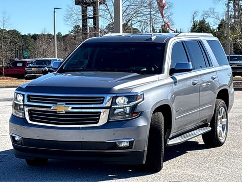 Used 2019 Chevrolet Tahoe Premier image 3