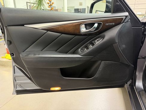 Used 2014 INFINITI Q50 AWD w/ Technology Package image 10