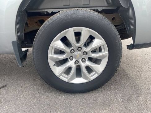 Used 2024 Chevrolet Silverado 1500 Custom AWD/4WD image 25