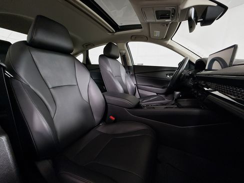 Used 2023 Honda Accord EX-L image 25