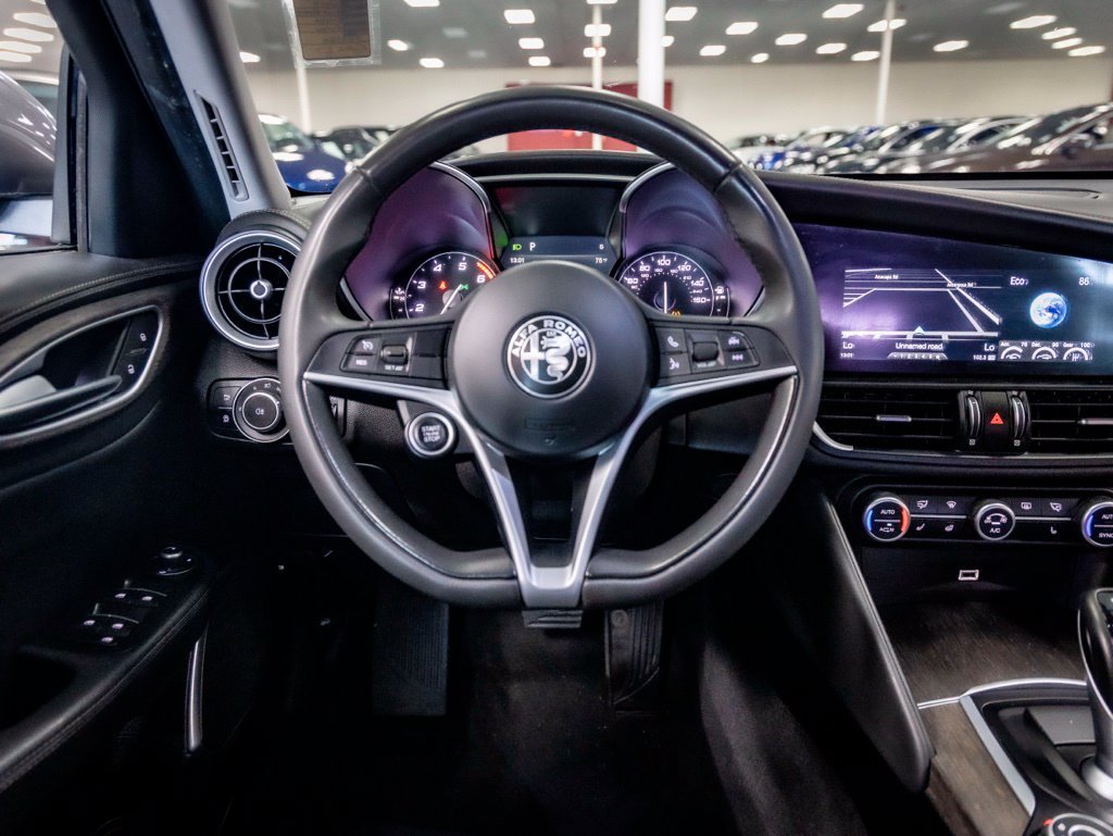 Used 2018 Alfa Romeo Giulia Ti w/ TI Leather Package RWD image 24