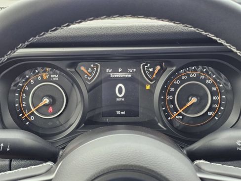 New 2025 Jeep Gladiator Sport image 42