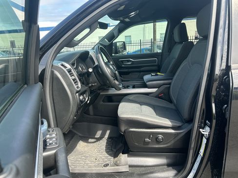 Used 2022 RAM 1500 Big Horn AWD/4WD image 12