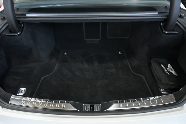 Used 2024 Bentley Flying Spur V8 AWD/4WD image 37