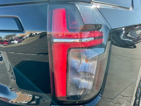 Used 2024 Chevrolet Tahoe Z71 w/ Luxury Package image 16