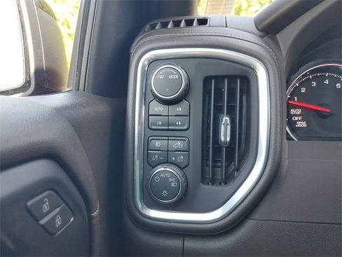 Used 2022 Chevrolet Silverado 1500 RST image 30