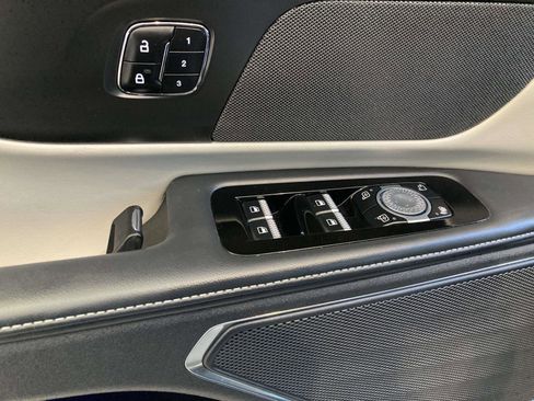 Certified 2024 Lincoln Nautilus Premier AWD/4WD image 21
