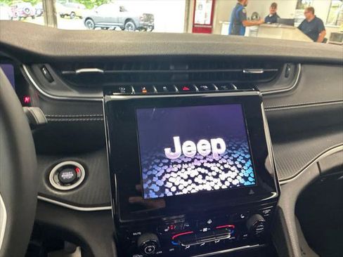Certified 2023 Jeep Grand Cherokee Laredo w/ Luxury Tech Group I AWD/4WD image 56