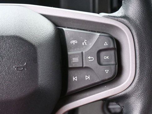 Used 2023 Ford Bronco Badlands image 18