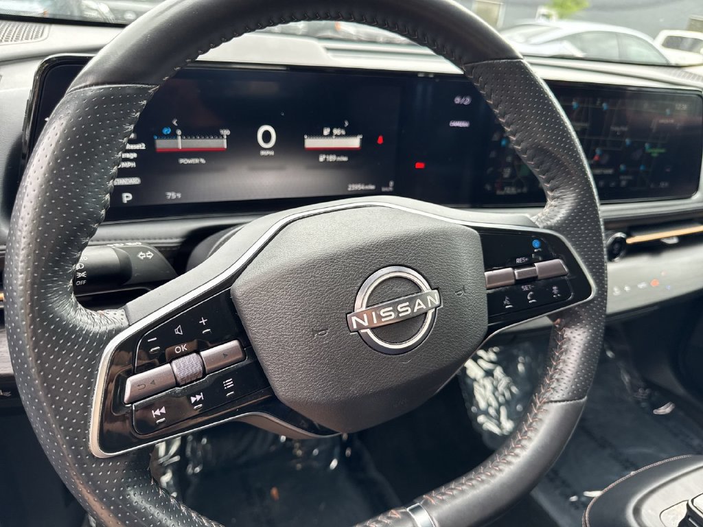 Certified 2023 Nissan Ariya AWD image 14