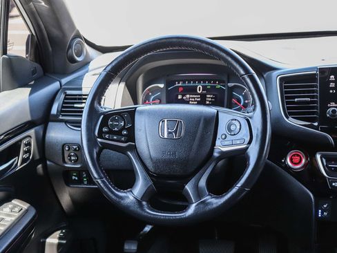 Used 2021 Honda Pilot Black Edition image 18
