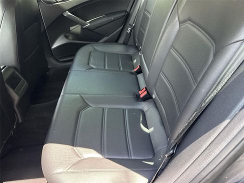 Used 2017 Volkswagen Passat 1.8T R-Line FWD image 15