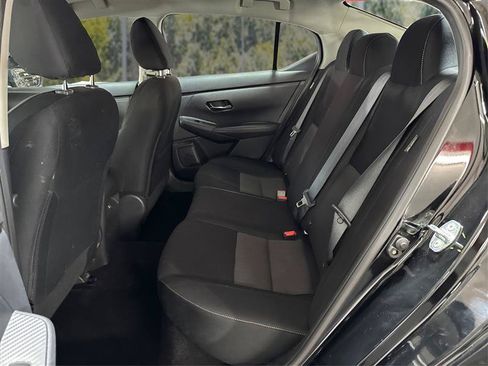 Used 2025 Nissan Sentra SV FWD image 10