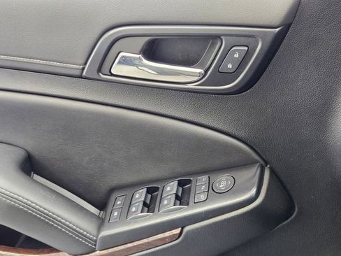 Used 2020 GMC Yukon SLT image 25