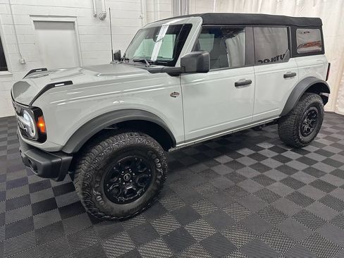 Used 2023 Ford Bronco Wildtrak AWD/4WD image 5
