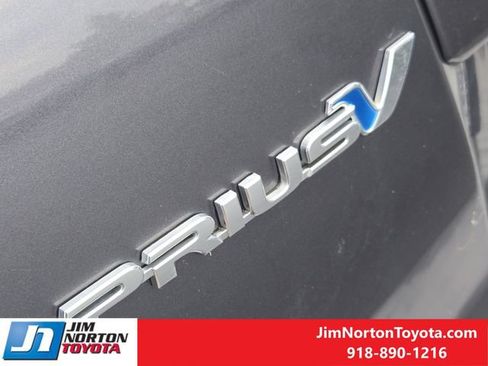 Used 2012 Toyota Prius V Five FWD image 12