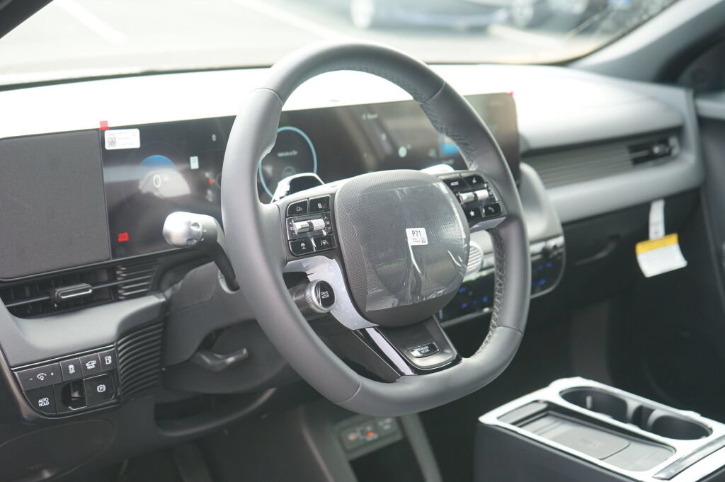 New 2027 Hyundai Ioniq 5 XRT AWD/4WD image 15