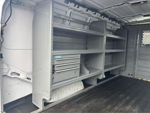 Used 2022 Chevrolet Express 2500 w/ Driver Convenience Package RWD image 10