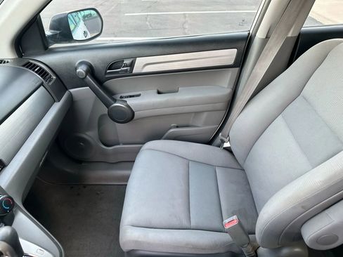 Used 2011 Honda CR-V LX image 10