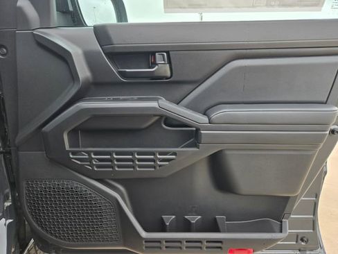 New 2026 Toyota Tacoma SR AWD/4WD image 23