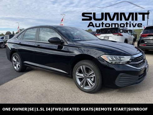 Used 2024 Volkswagen Jetta SE image 1