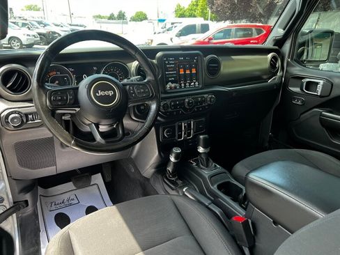 Used 2021 Jeep Wrangler Unlimited Sport AWD/4WD image 24