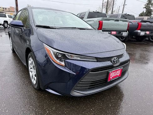 New 2026 Toyota Corolla LE image 2