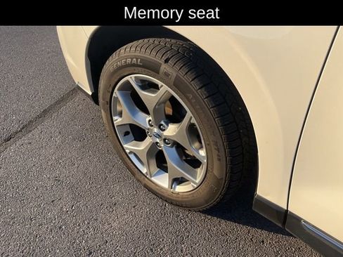 Used 2017 Subaru Forester 2.5i Touring image 11