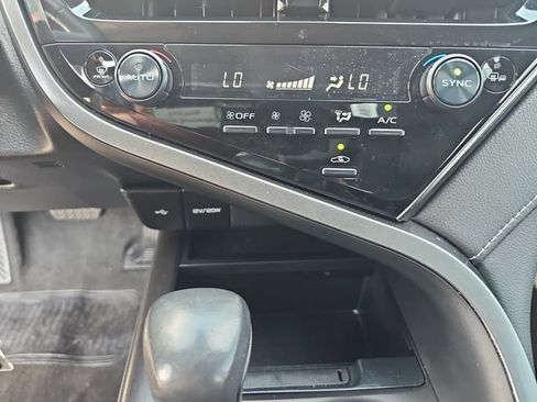 Used 2023 Toyota Camry SE FWD image 26