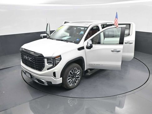 Used 2025 GMC Sierra 1500 Denali Ultimate AWD/4WD image 46