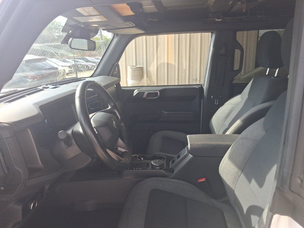 Used 2025 Ford Bronco Big Bend AWD/4WD image 4