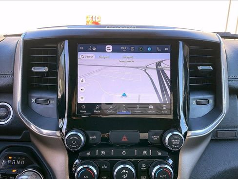 Used 2022 RAM 1500 Laramie image 12