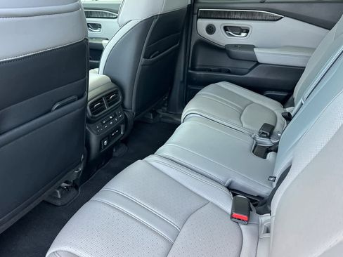 Certified 2024 Honda Pilot Elite image 13