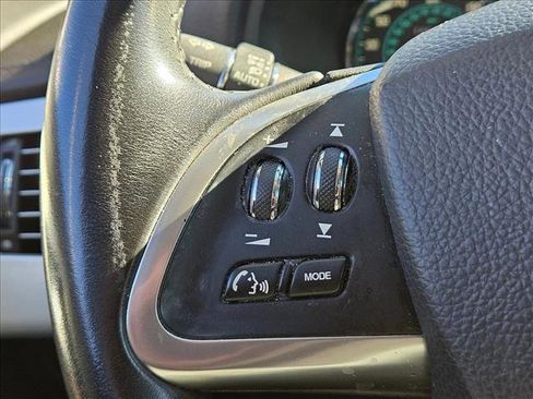 Used 2012 Jaguar XF image 9