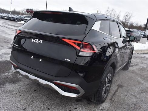 Certified 2023 Kia Sportage EX image 3
