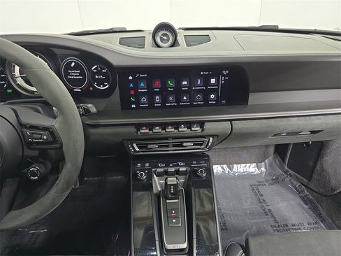 Used 2024 Porsche 911 Carrera GTS image 16