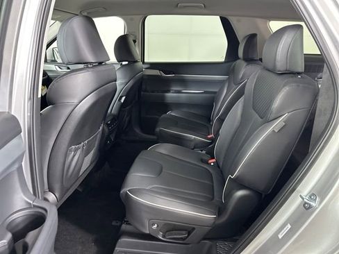 Certified 2025 Hyundai Palisade SEL image 54