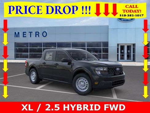 New 2025 Ford Maverick XL image 1