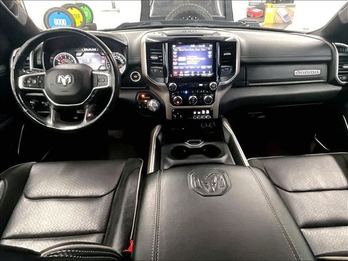 Used 2019 RAM 1500 Laramie AWD/4WD image 21