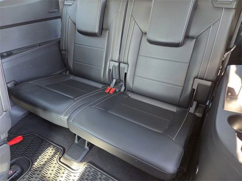 Used 2022 Volkswagen Atlas SE image 12
